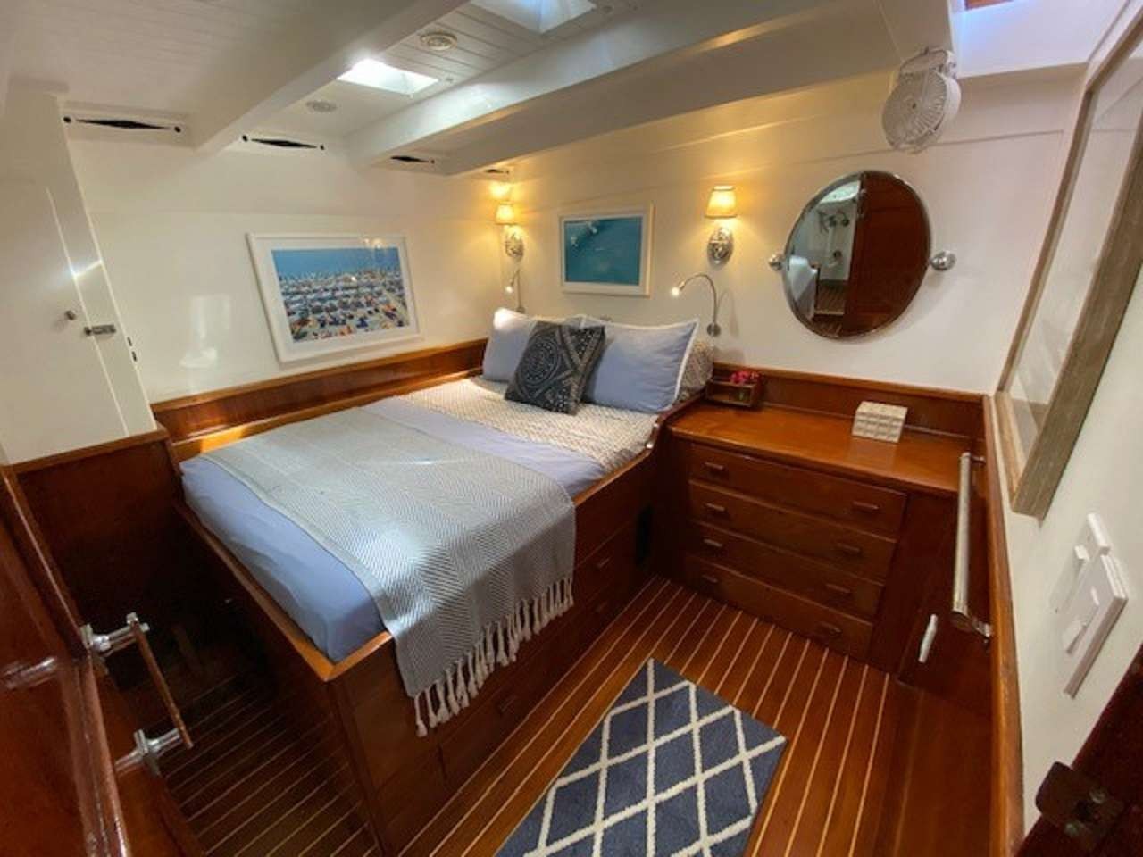 yacht-70993