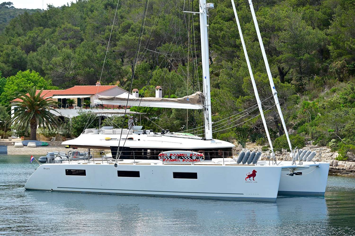 yacht-83483
