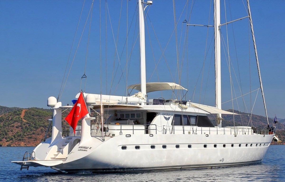 yacht-70395