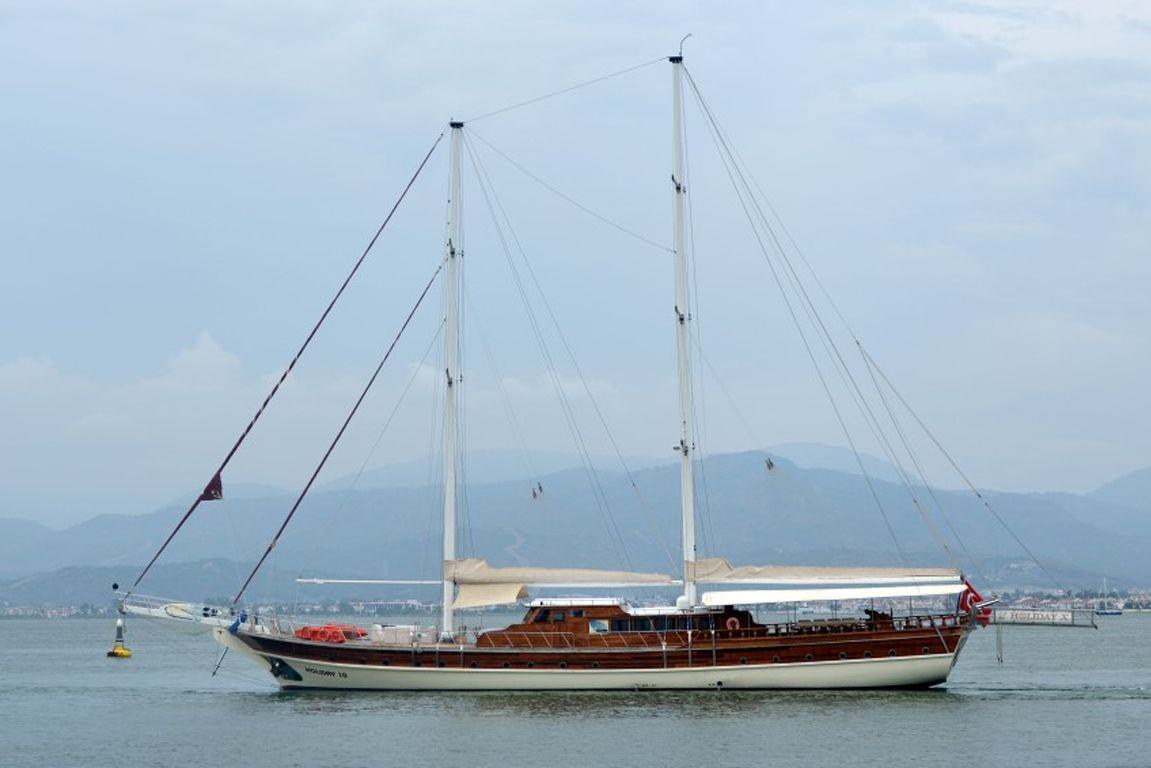 yacht-70830