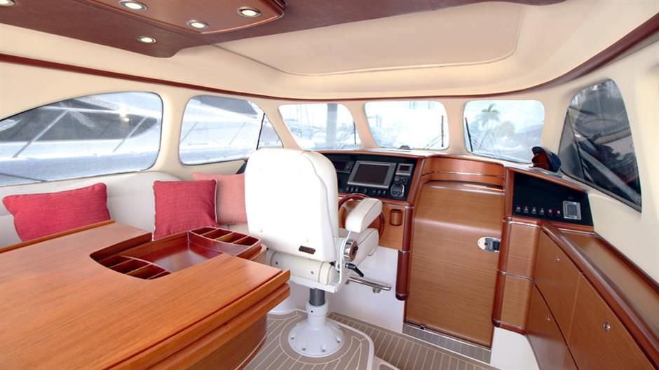 yacht-145093
