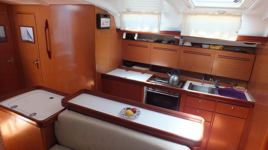 yacht-76330