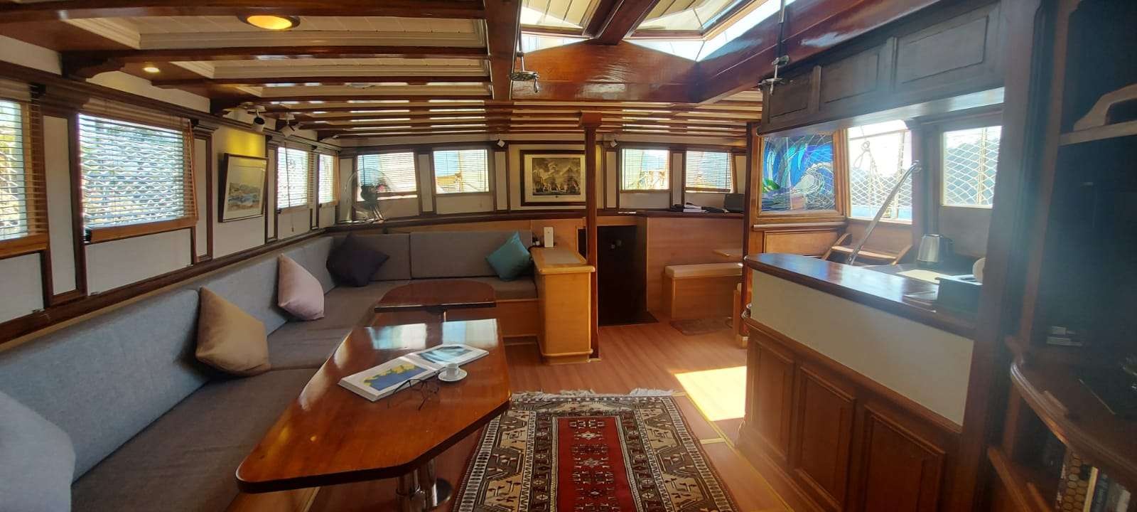 yacht-76423