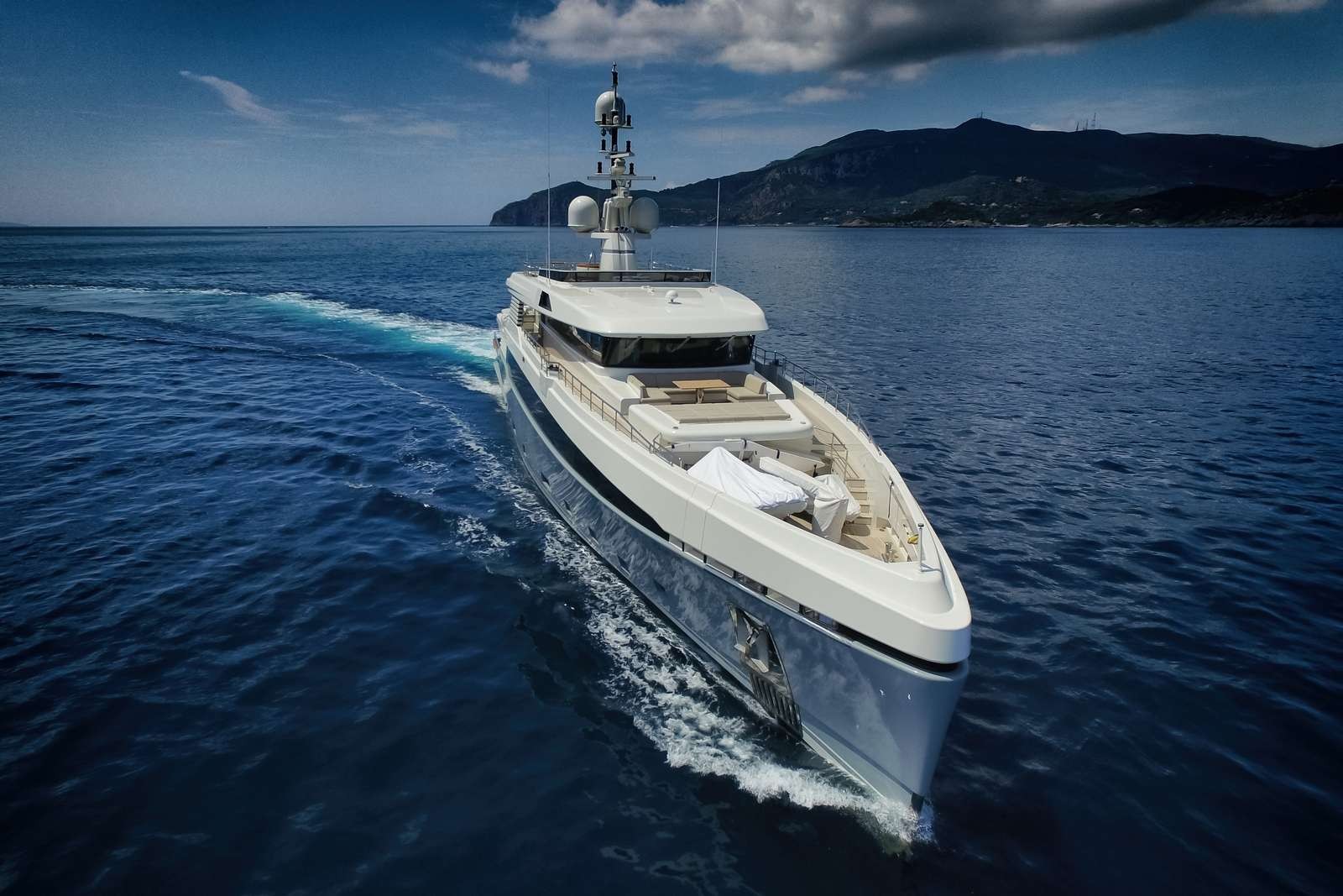 yacht-136168
