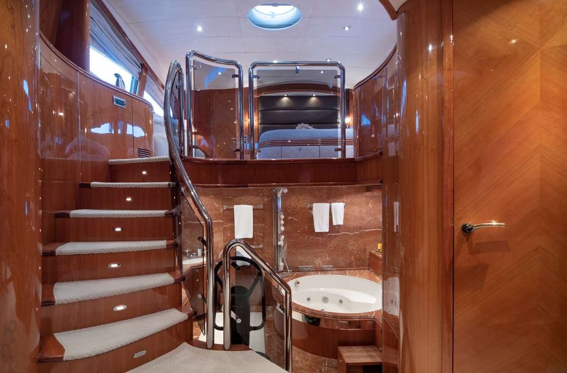 yacht-80524
