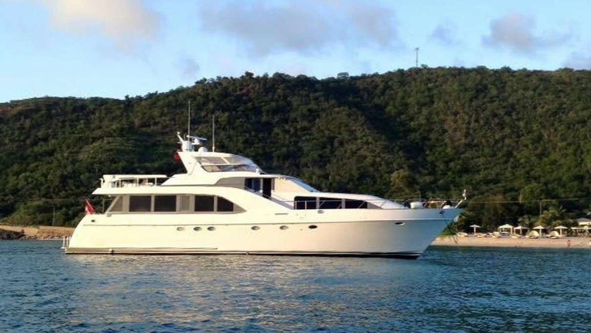 yacht-83710