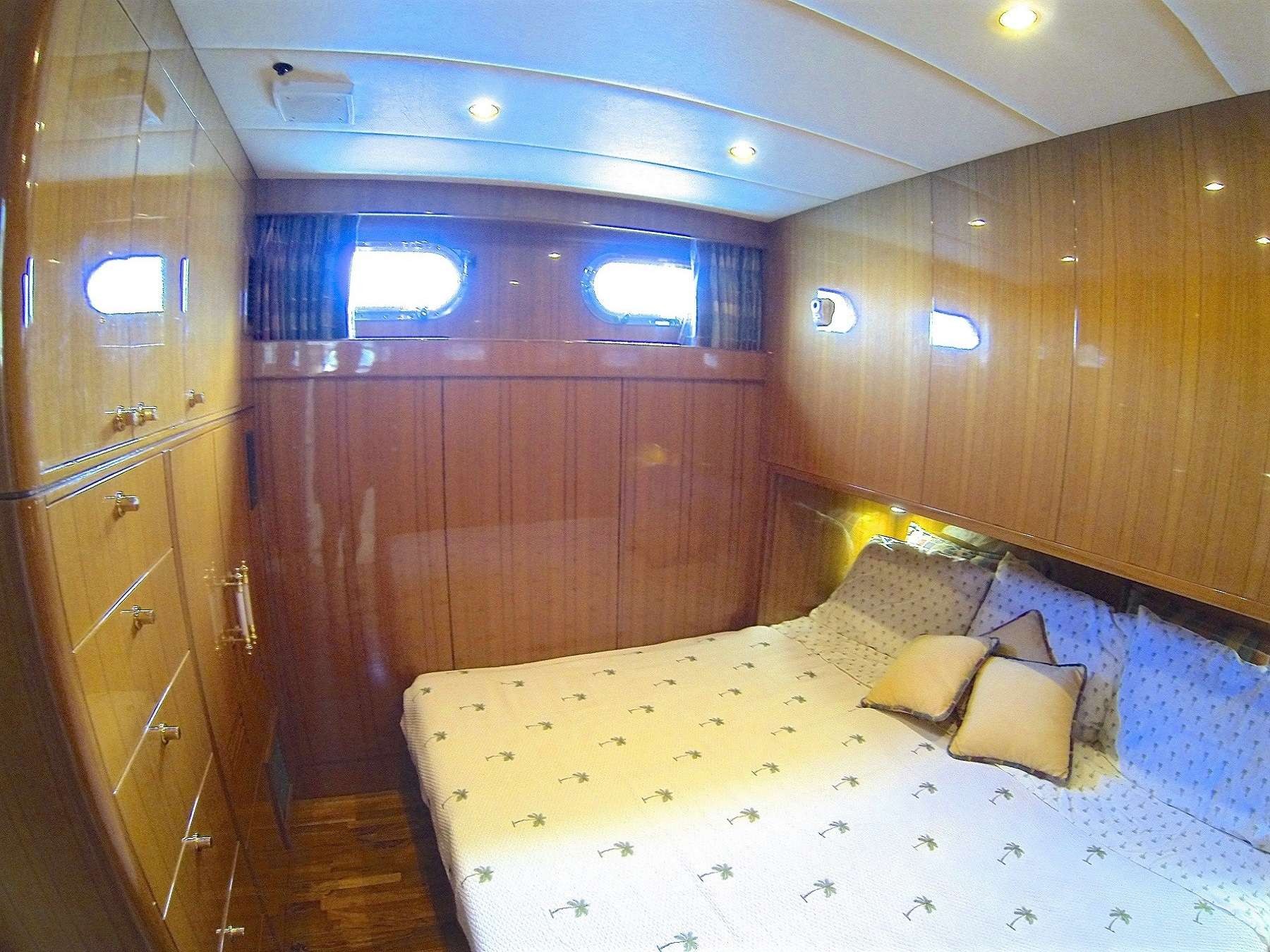 yacht-84112
