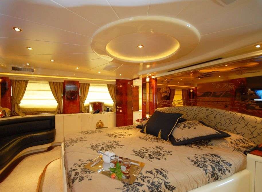yacht-84280