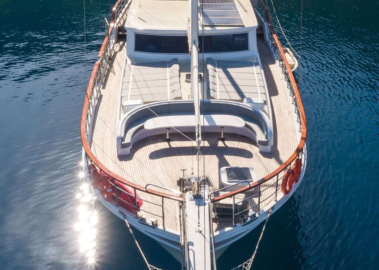 yacht-84383