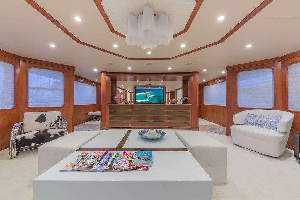 yacht-84943