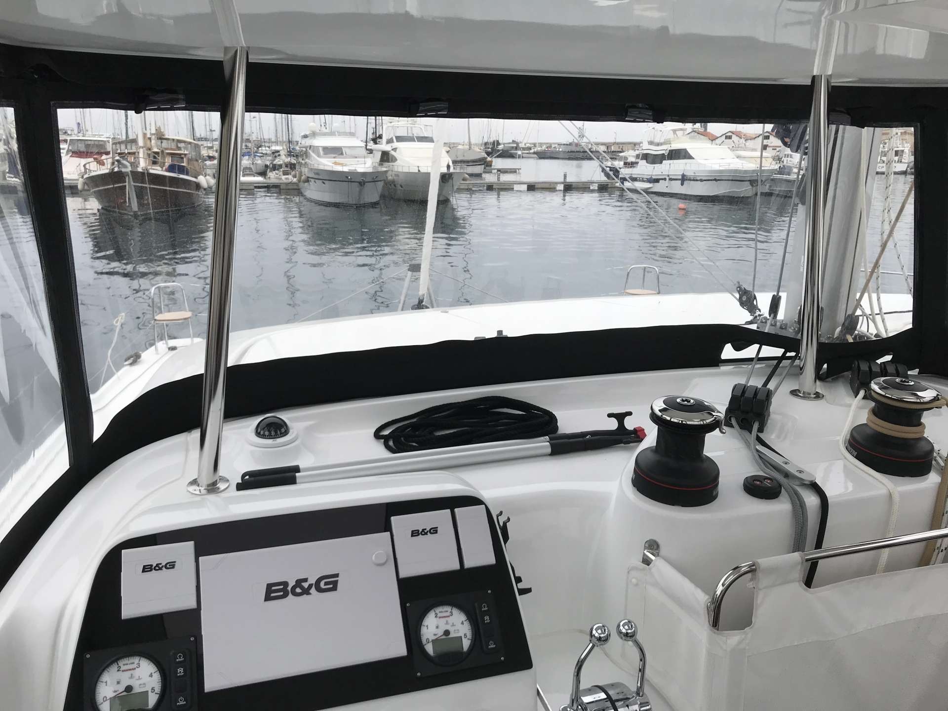 yacht-145296