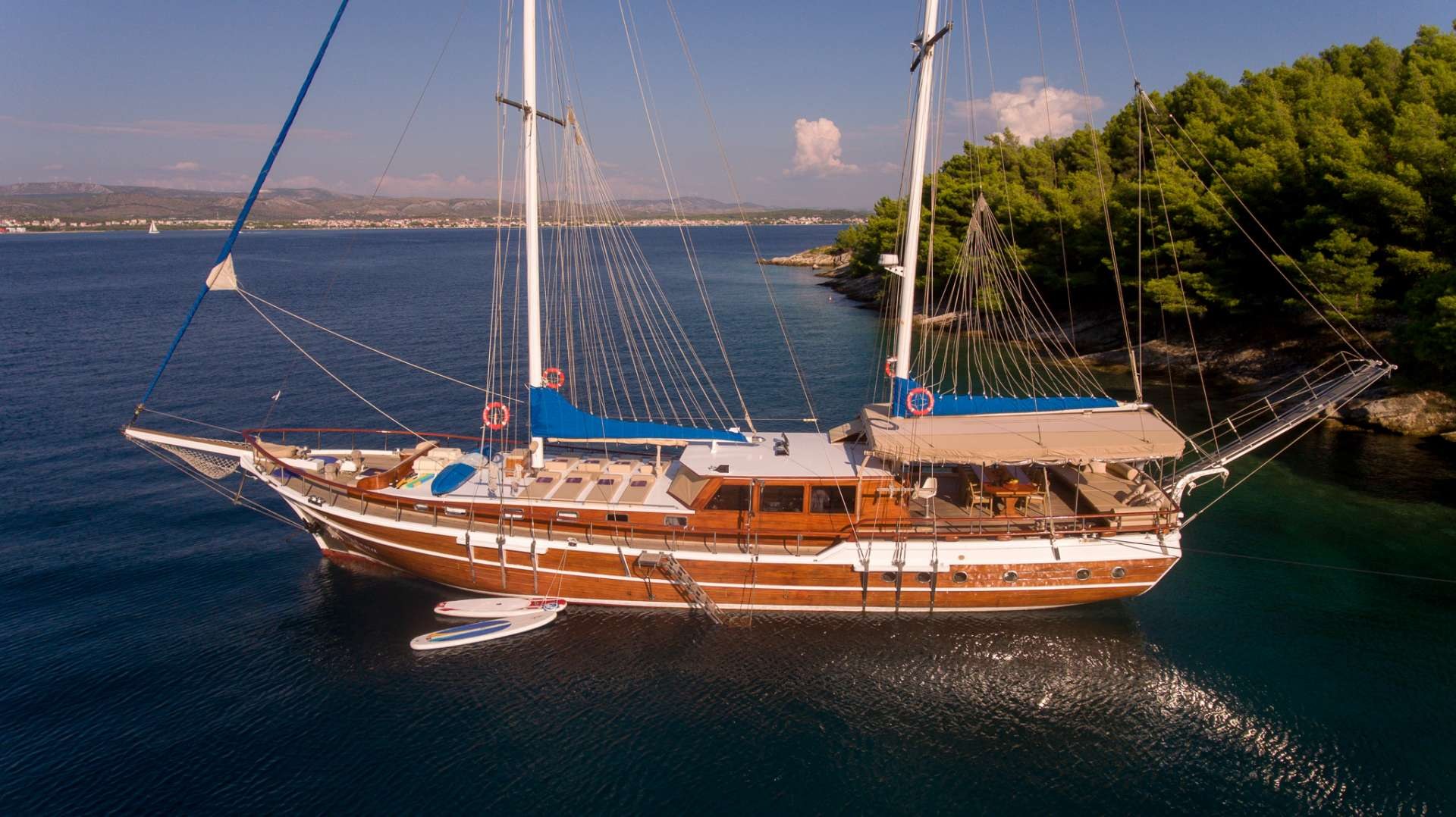 yacht-86656