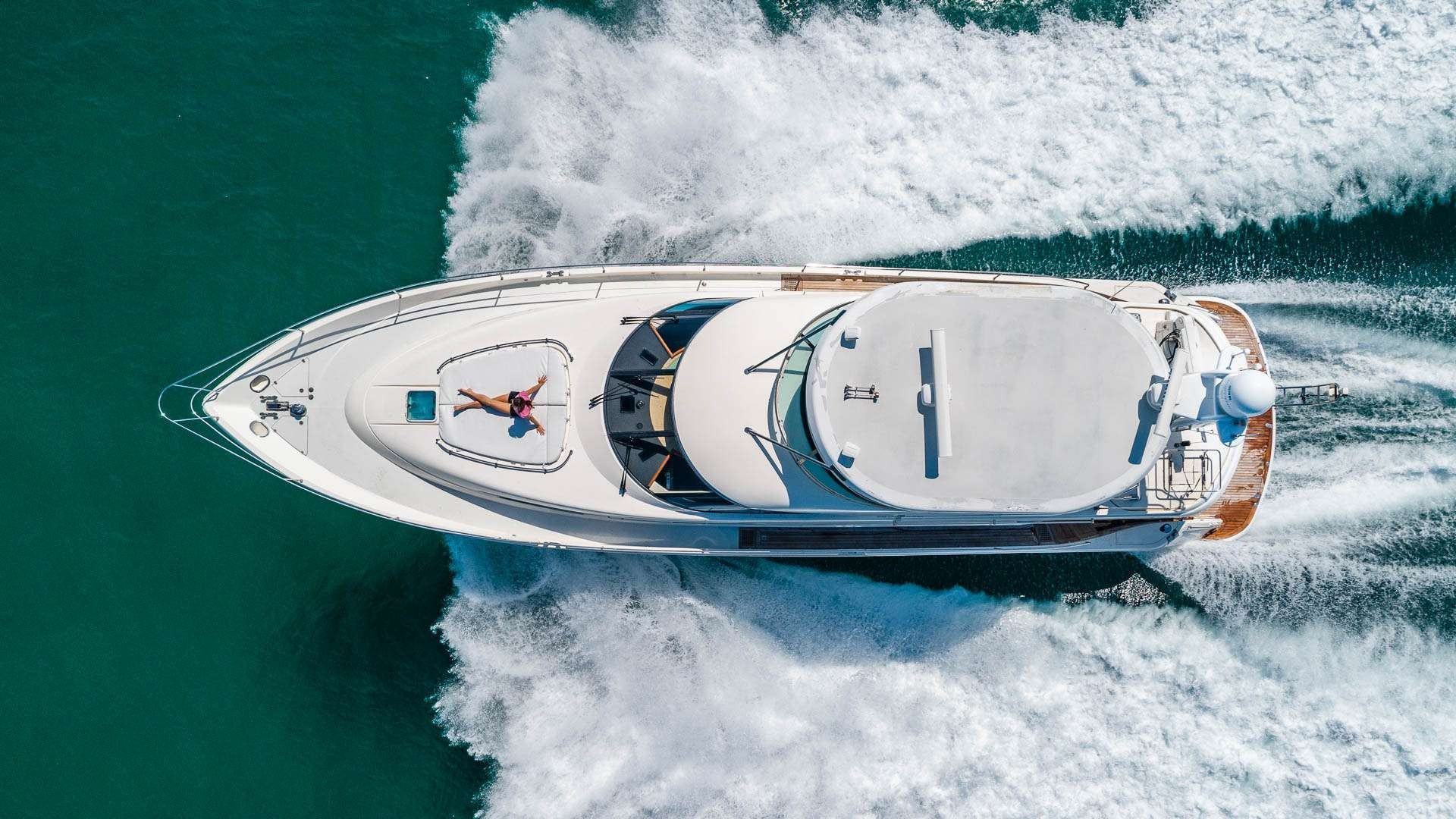 yacht-87028