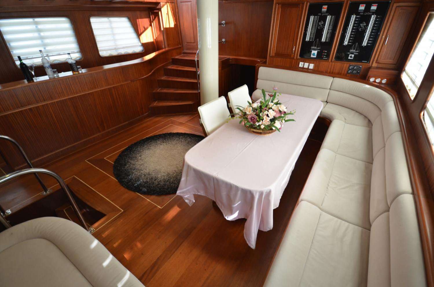 yacht-87076