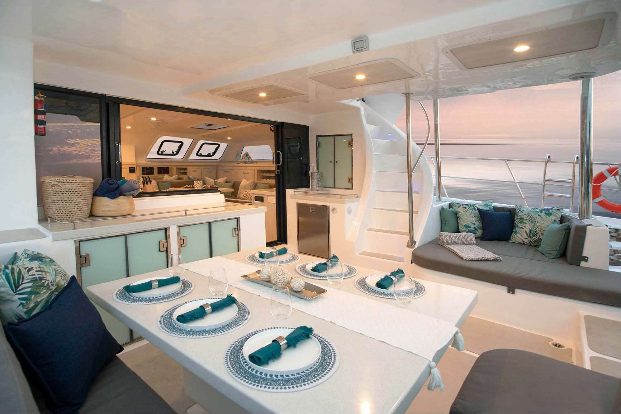 yacht-144569