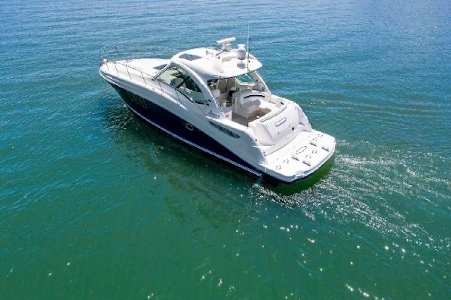 yacht-145192