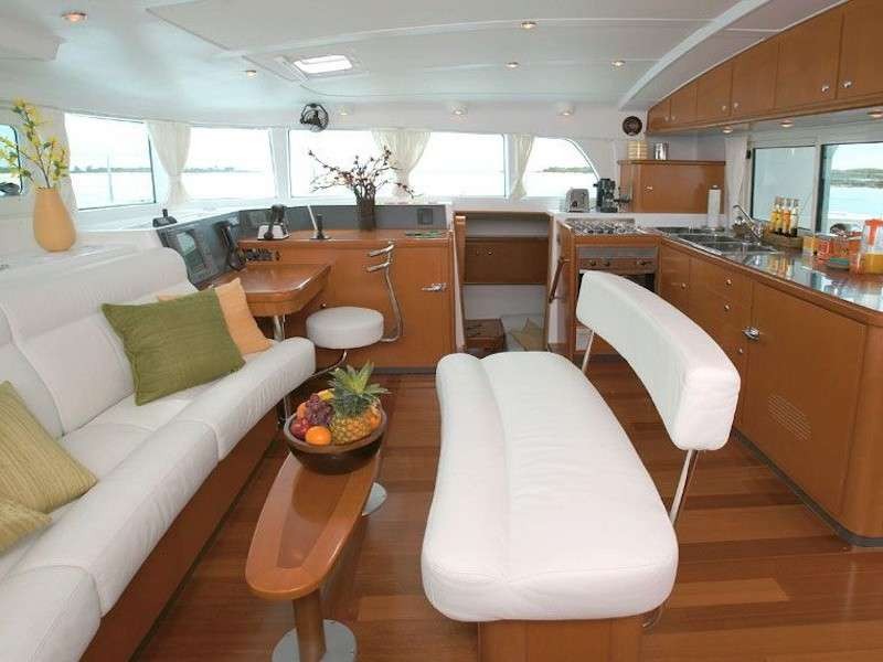 yacht-87986