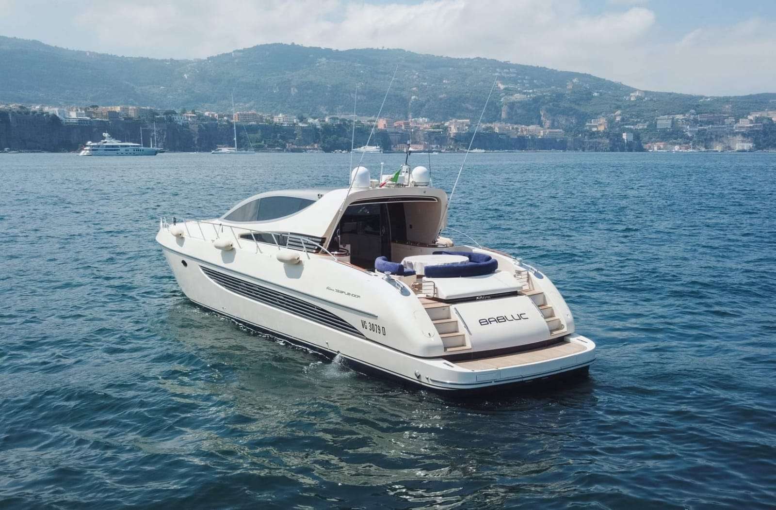 yacht-88465