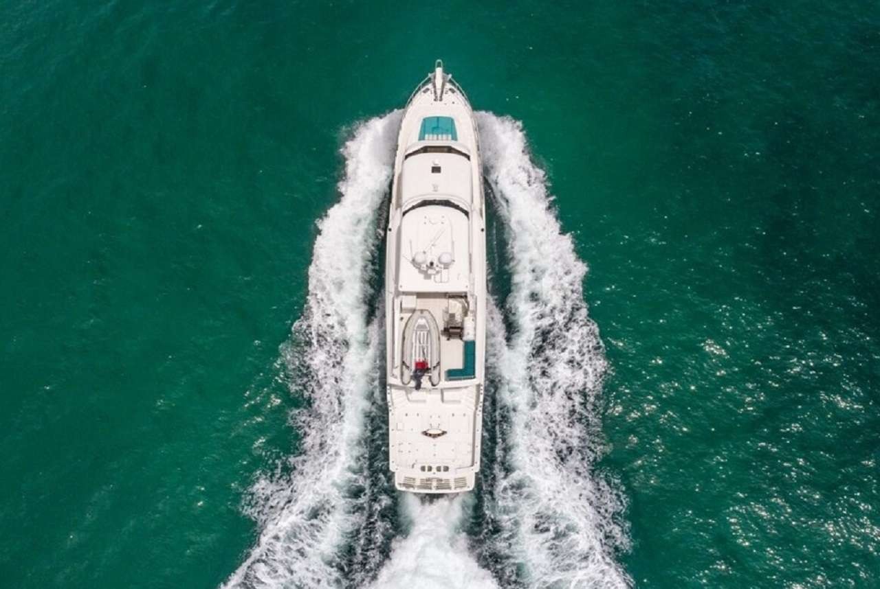 yacht-89913