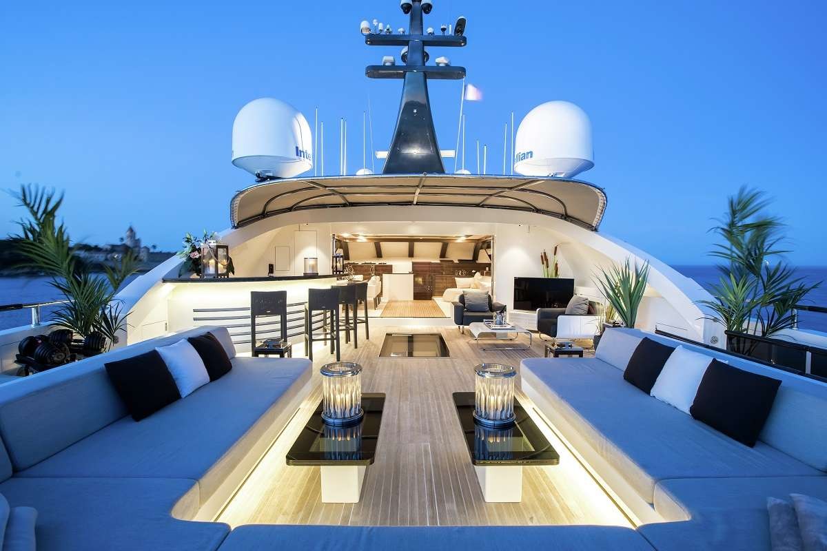 yacht-91610