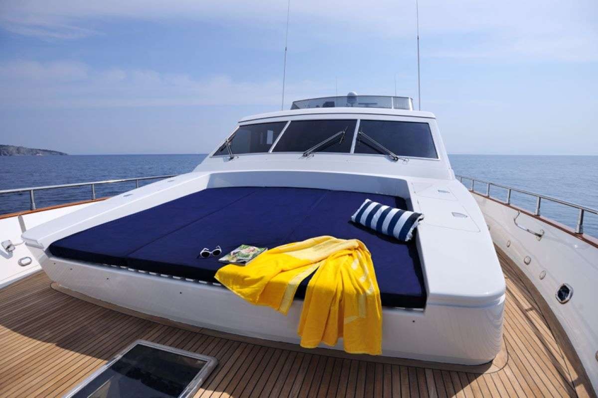 yacht-93668