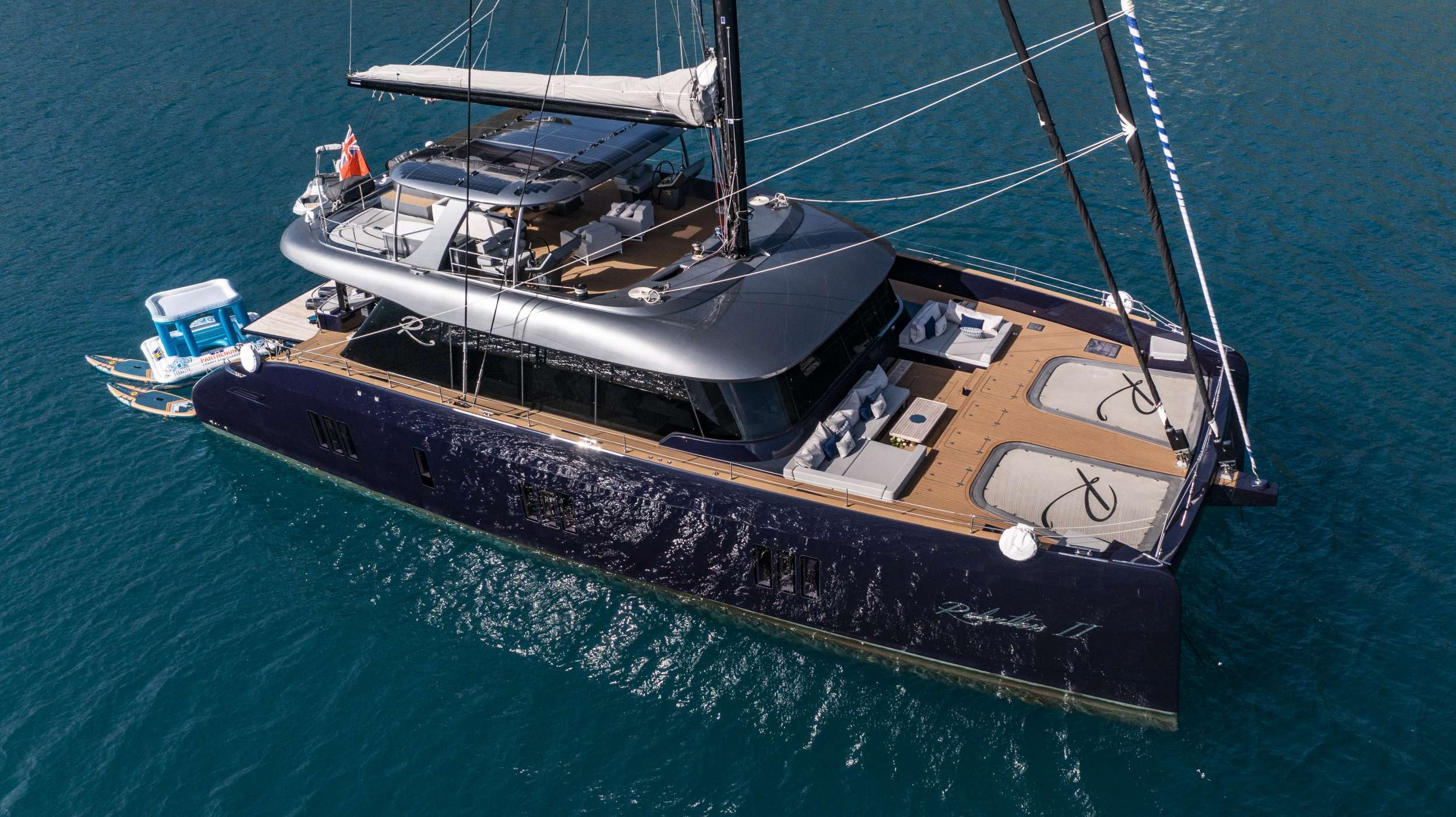 yacht-145864