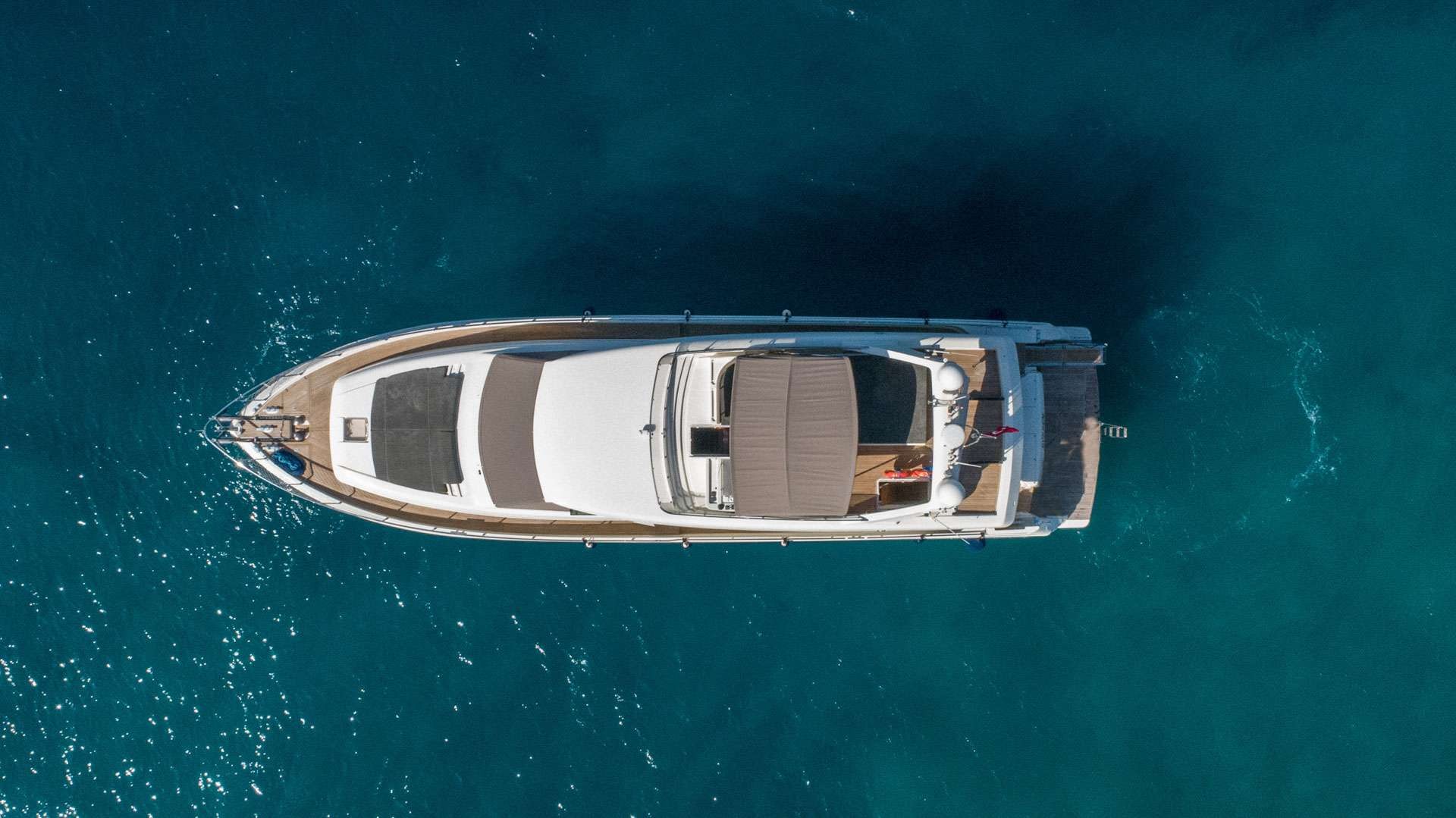 yacht-95068