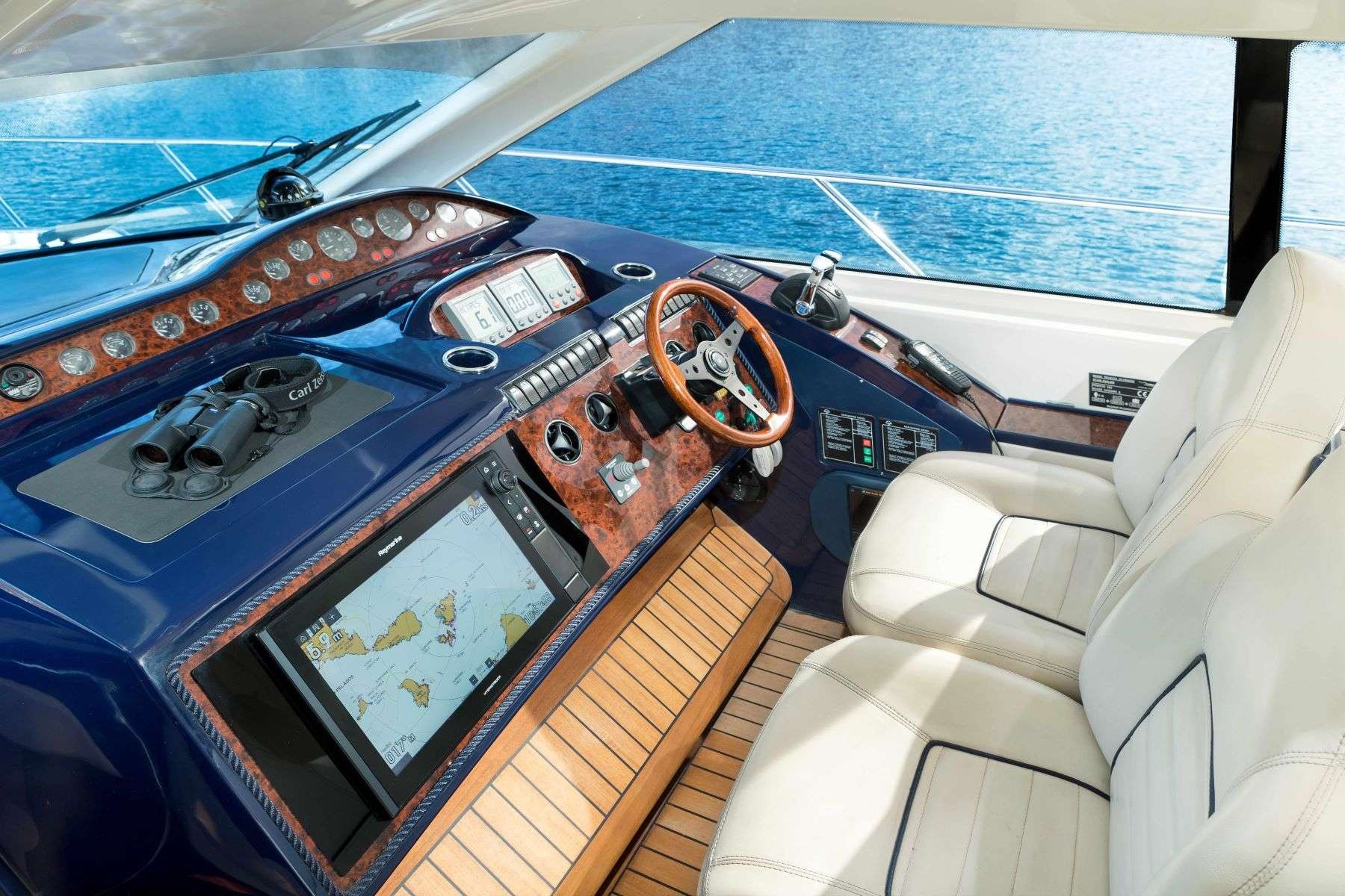 yacht-97969