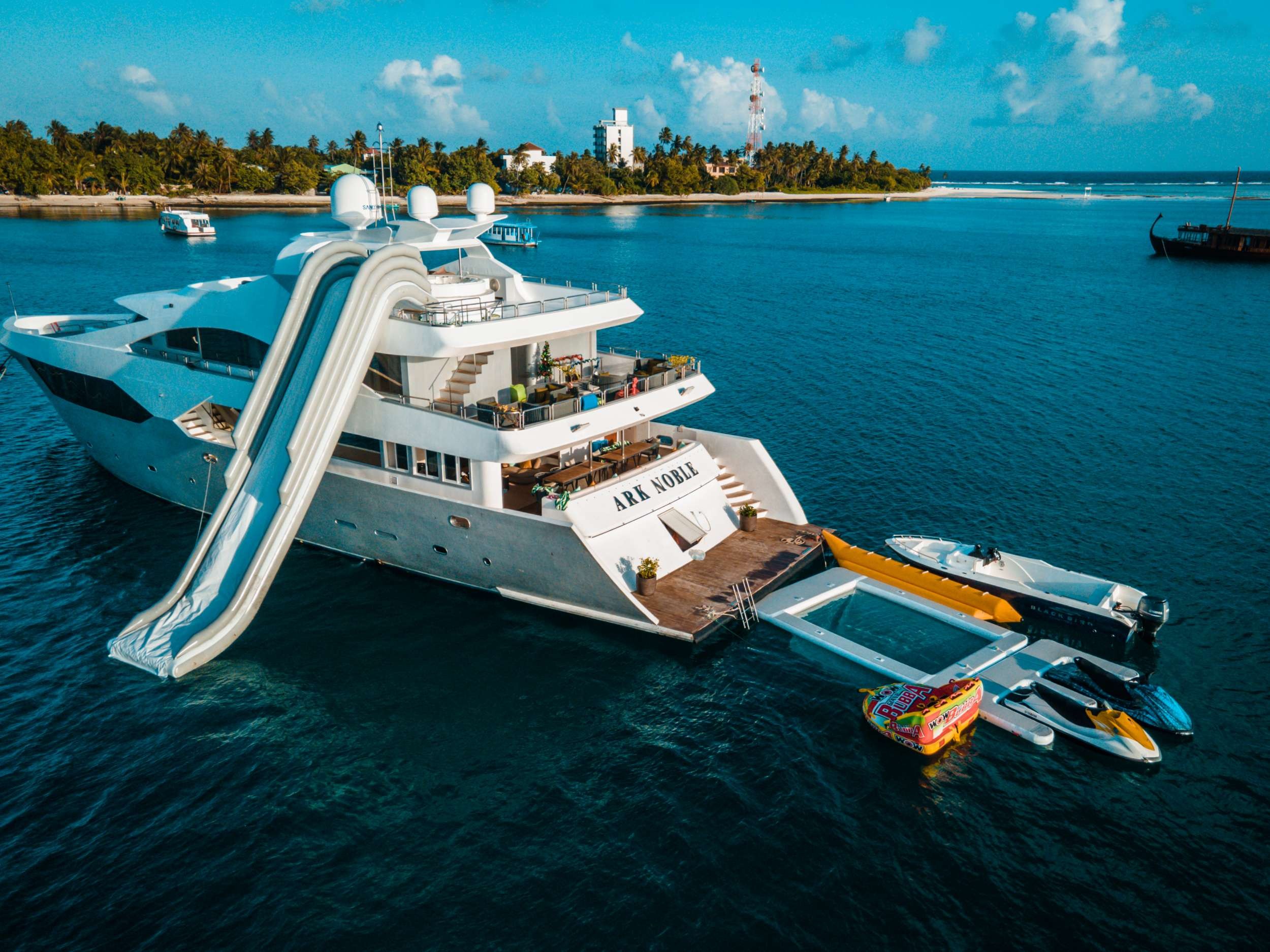 yacht-98280