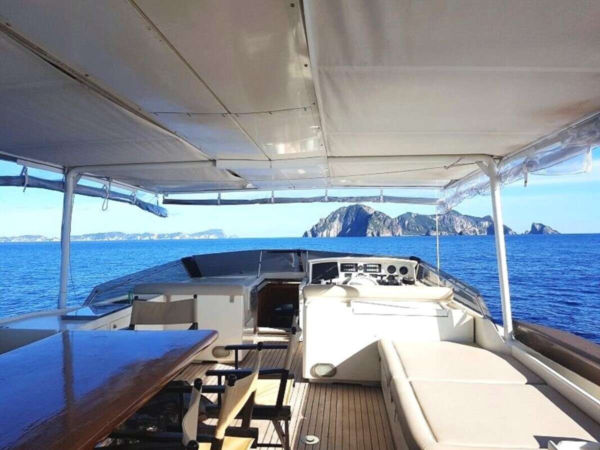 yacht-99070