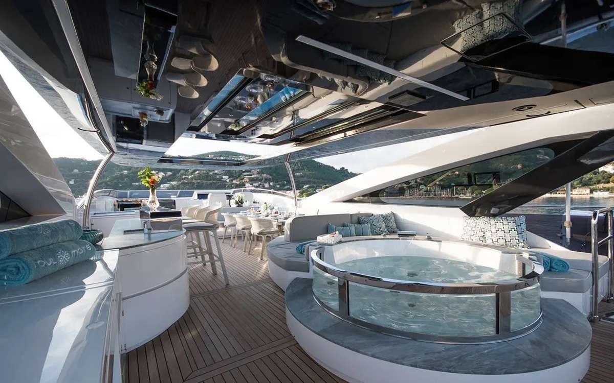 yacht-100021
