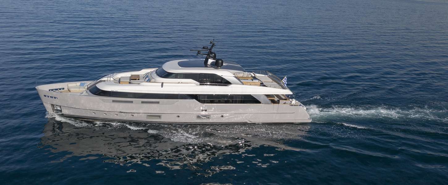 yacht-100333