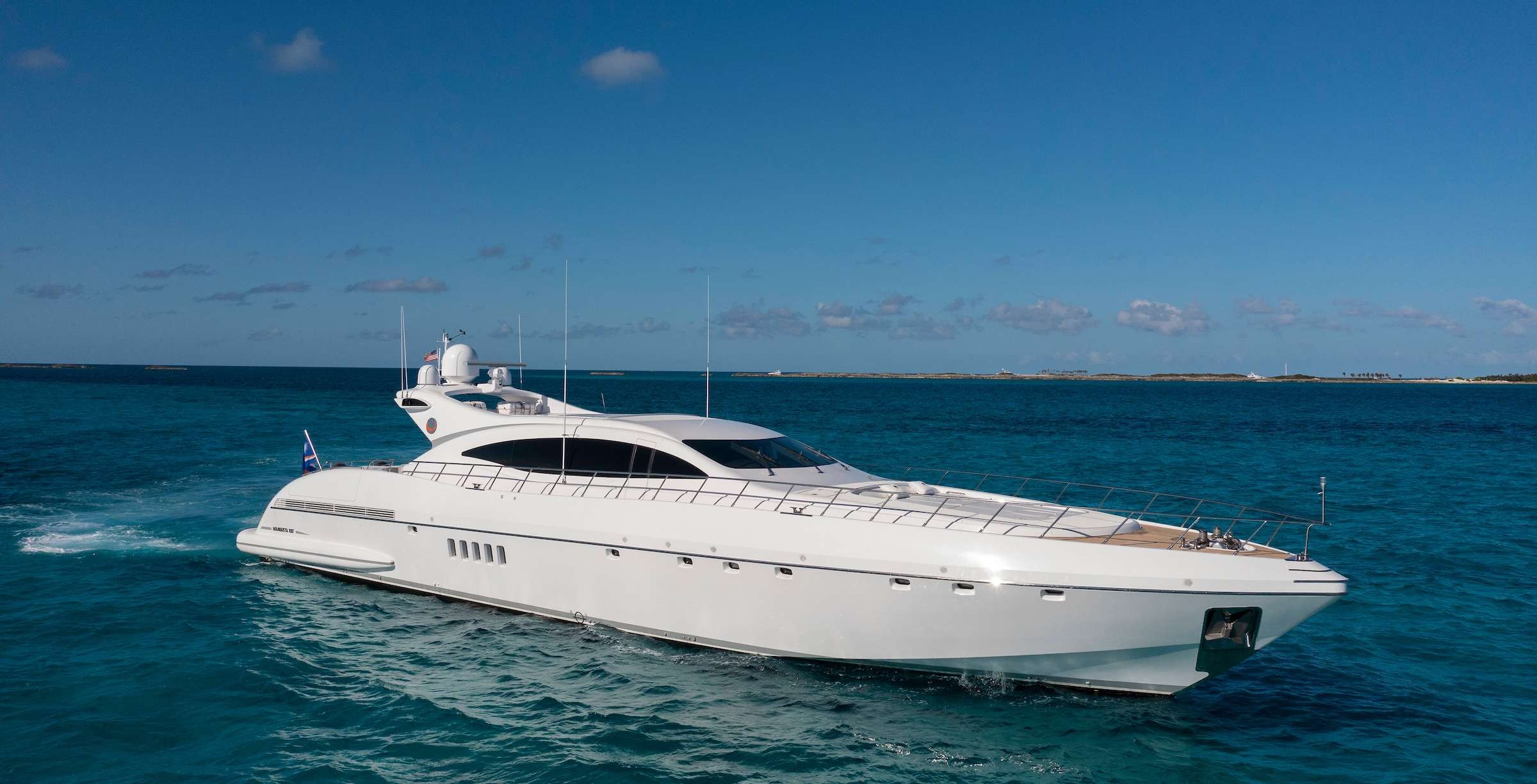 yacht-148323