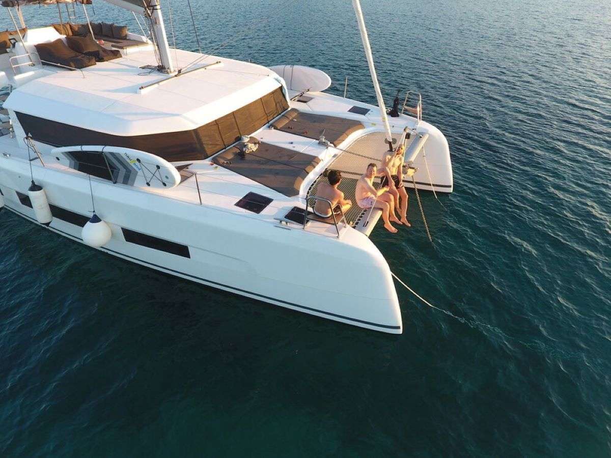 yacht-163787
