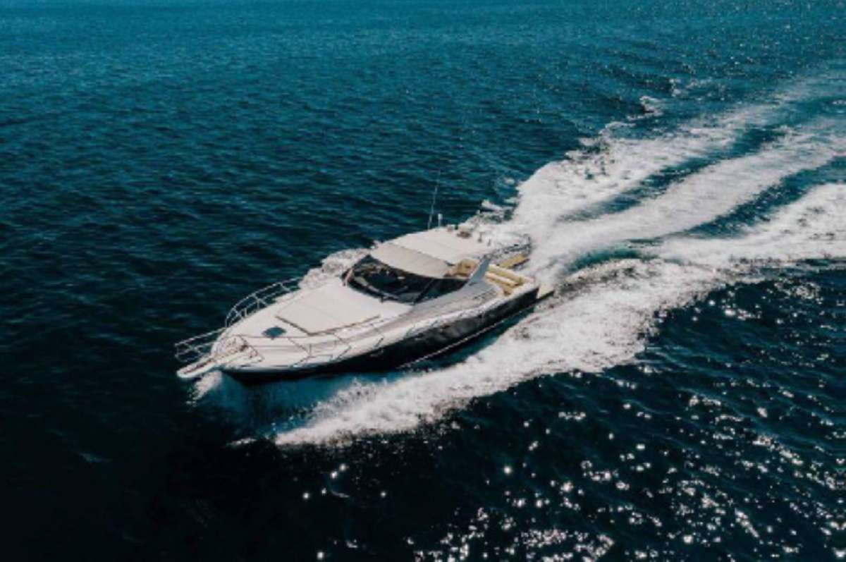 yacht-105962