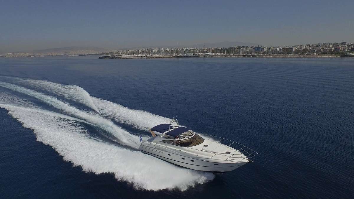 yacht-106079