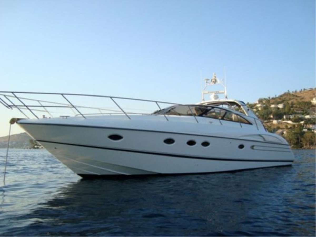 yacht-106070