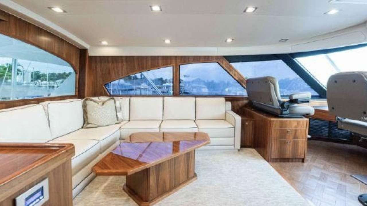 yacht-107375