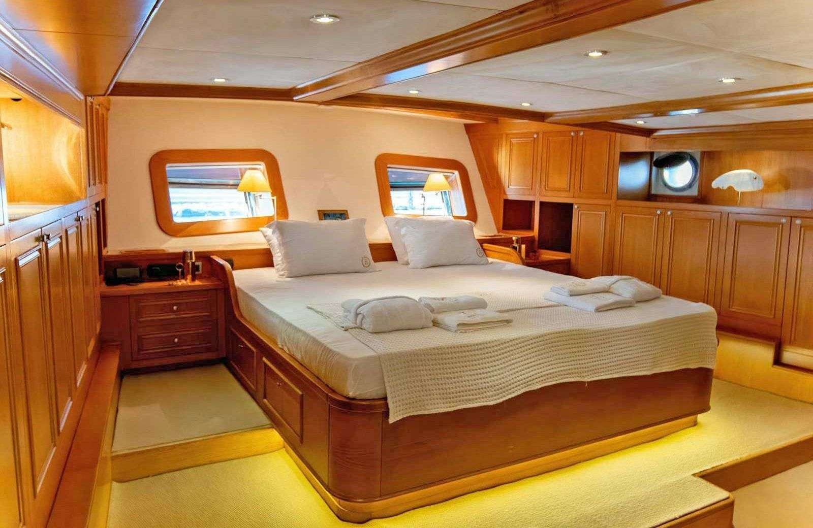 yacht-108153
