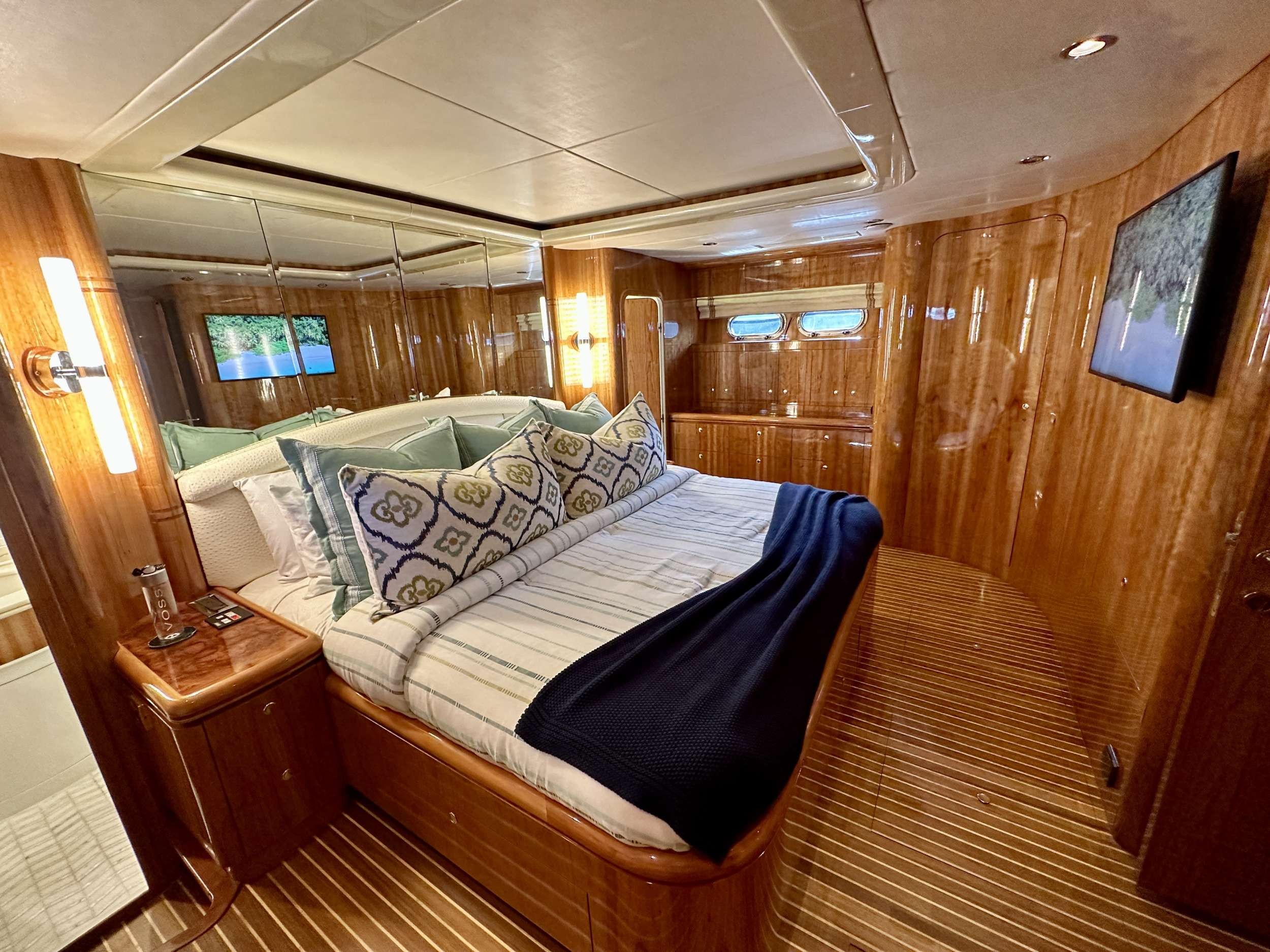 yacht-146383