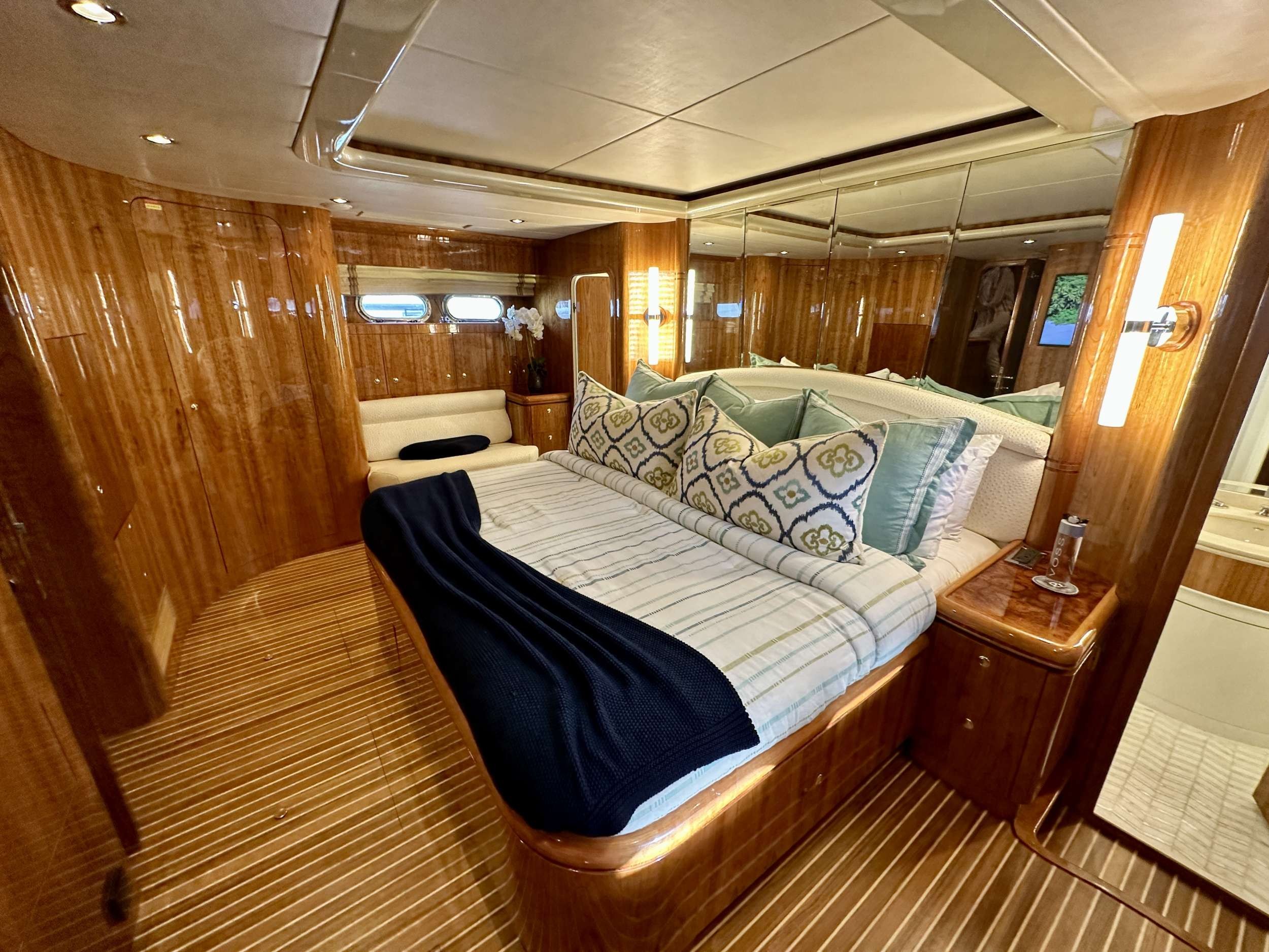 yacht-146384