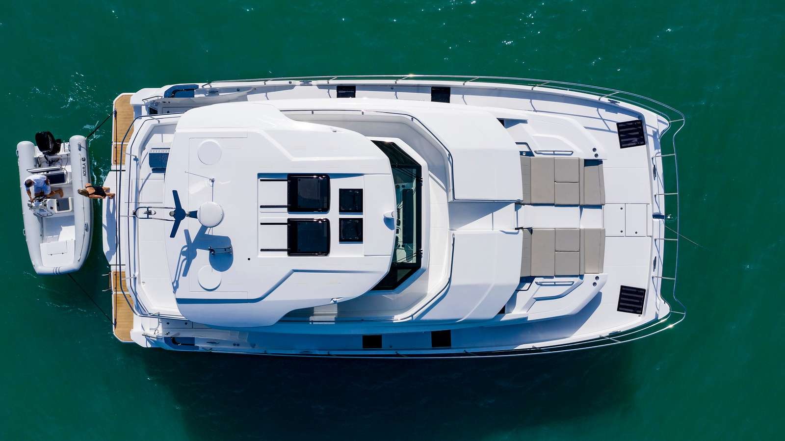 yacht-157736