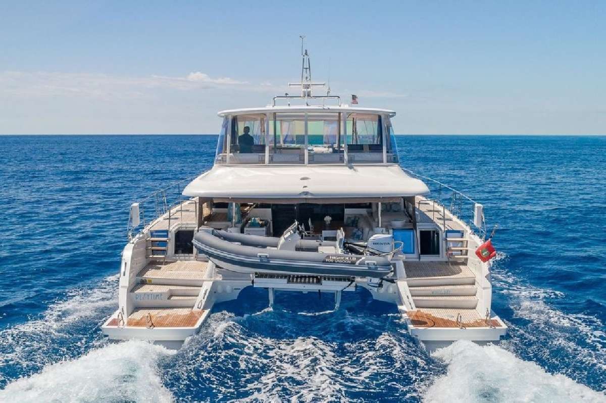 yacht-162702