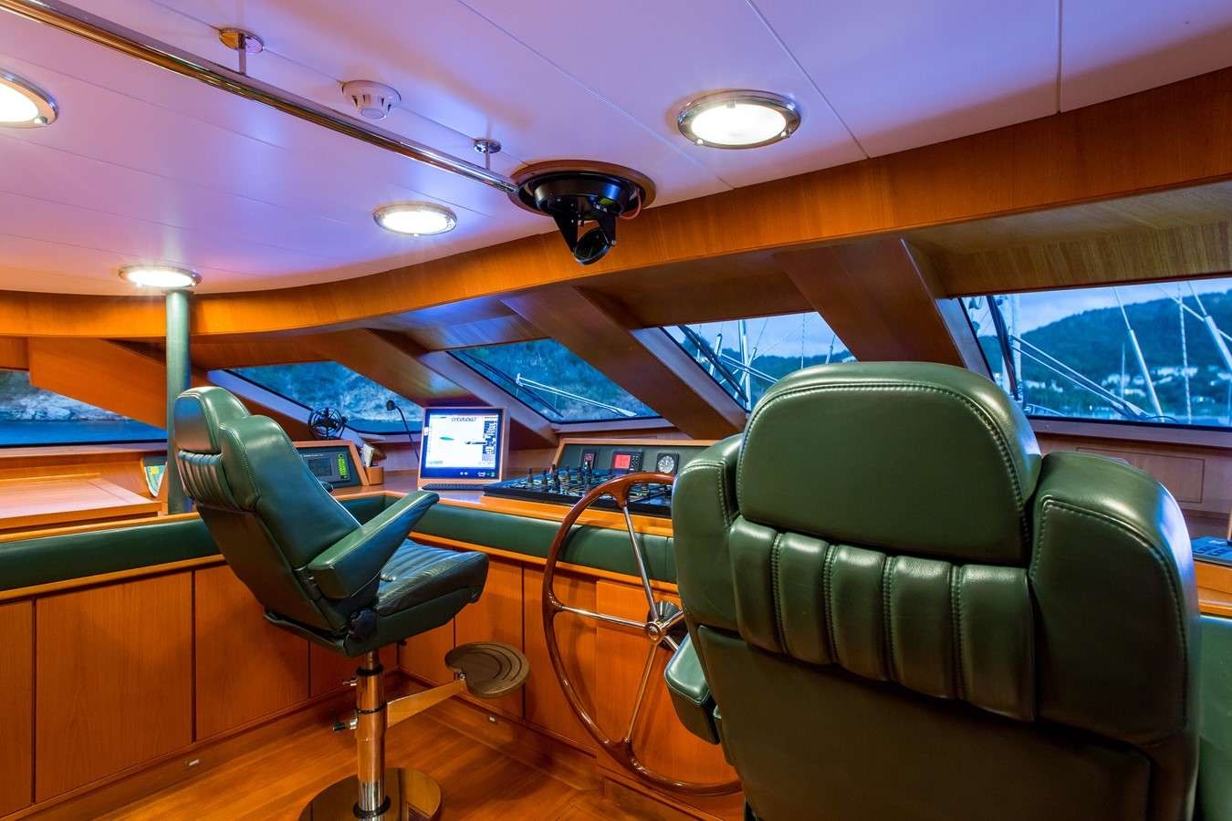 yacht-140389