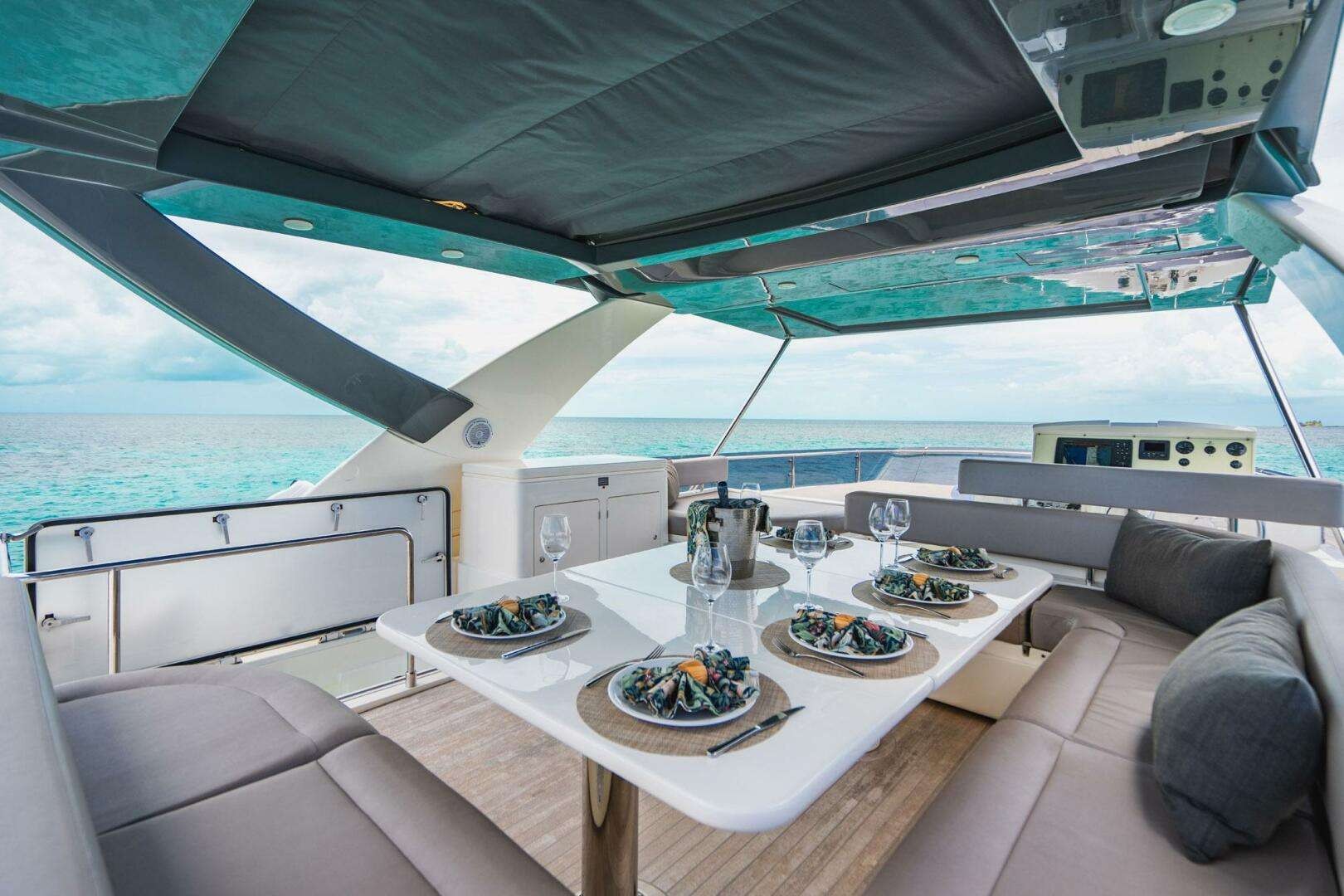 yacht-150183