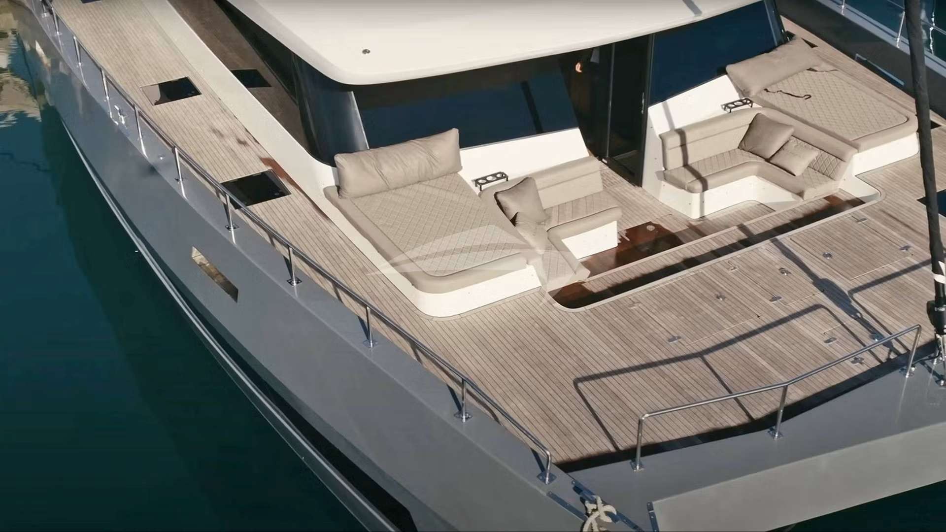 yacht-154875
