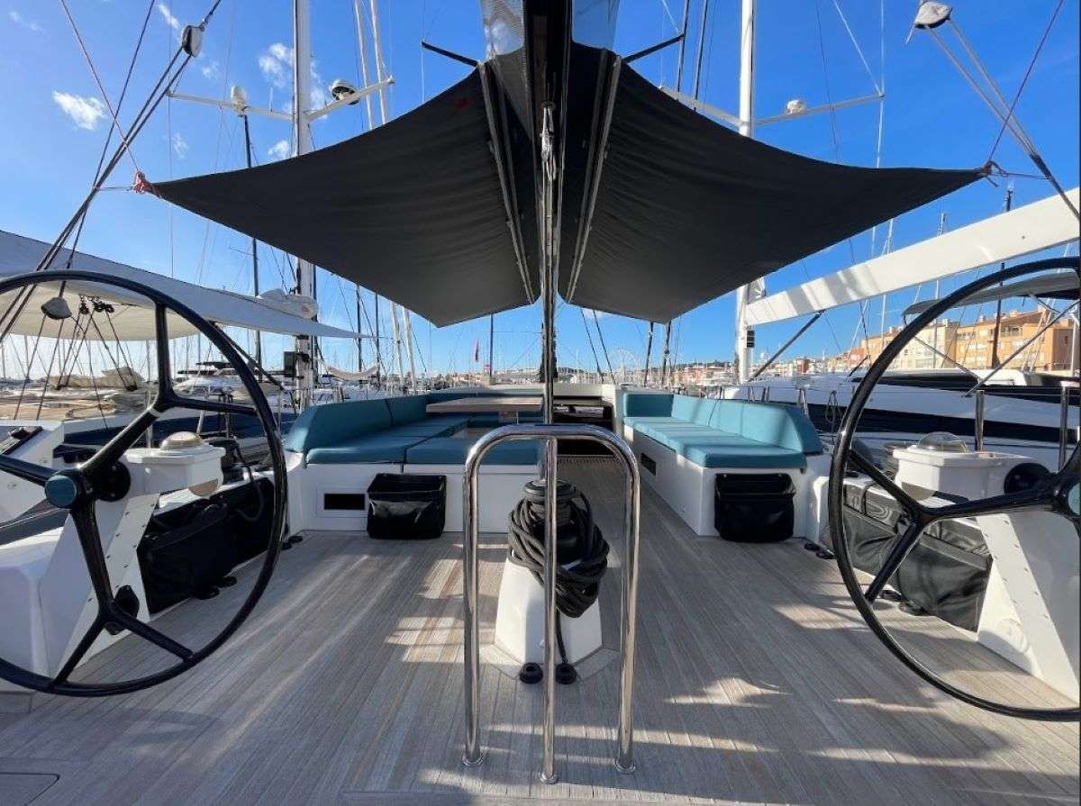 yacht-228349
