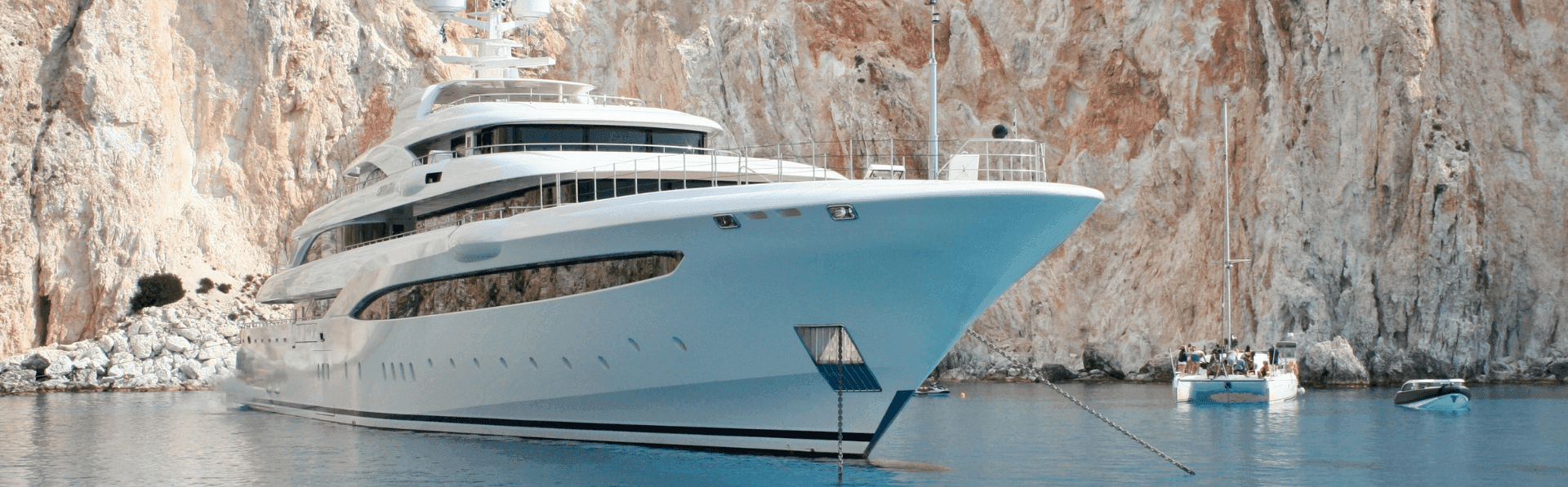 Ritzy Charters: Your Best Choice Yacht Charter Broker